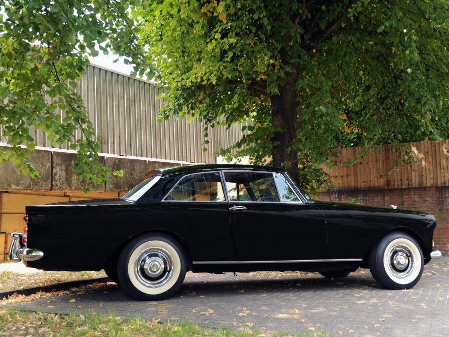  Bentley S3 Continental Coupe by Mulliner Park Ward 1964 года  (фото 4 из 5)